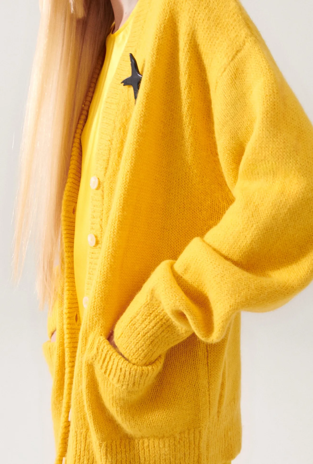 ALPACA SLOUCH CARDIGAN MARIGOLD