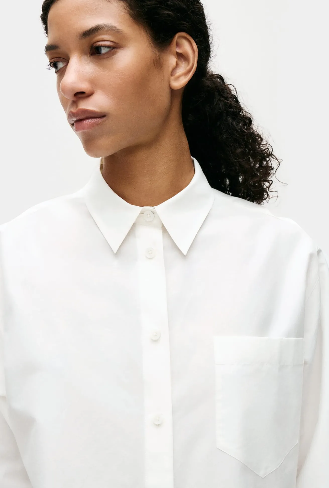 COTTON SILK PLEATED YOKE SHIRT WHITE