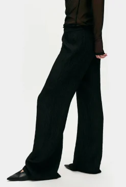 CRINKLE FLARE PANTS BLACK