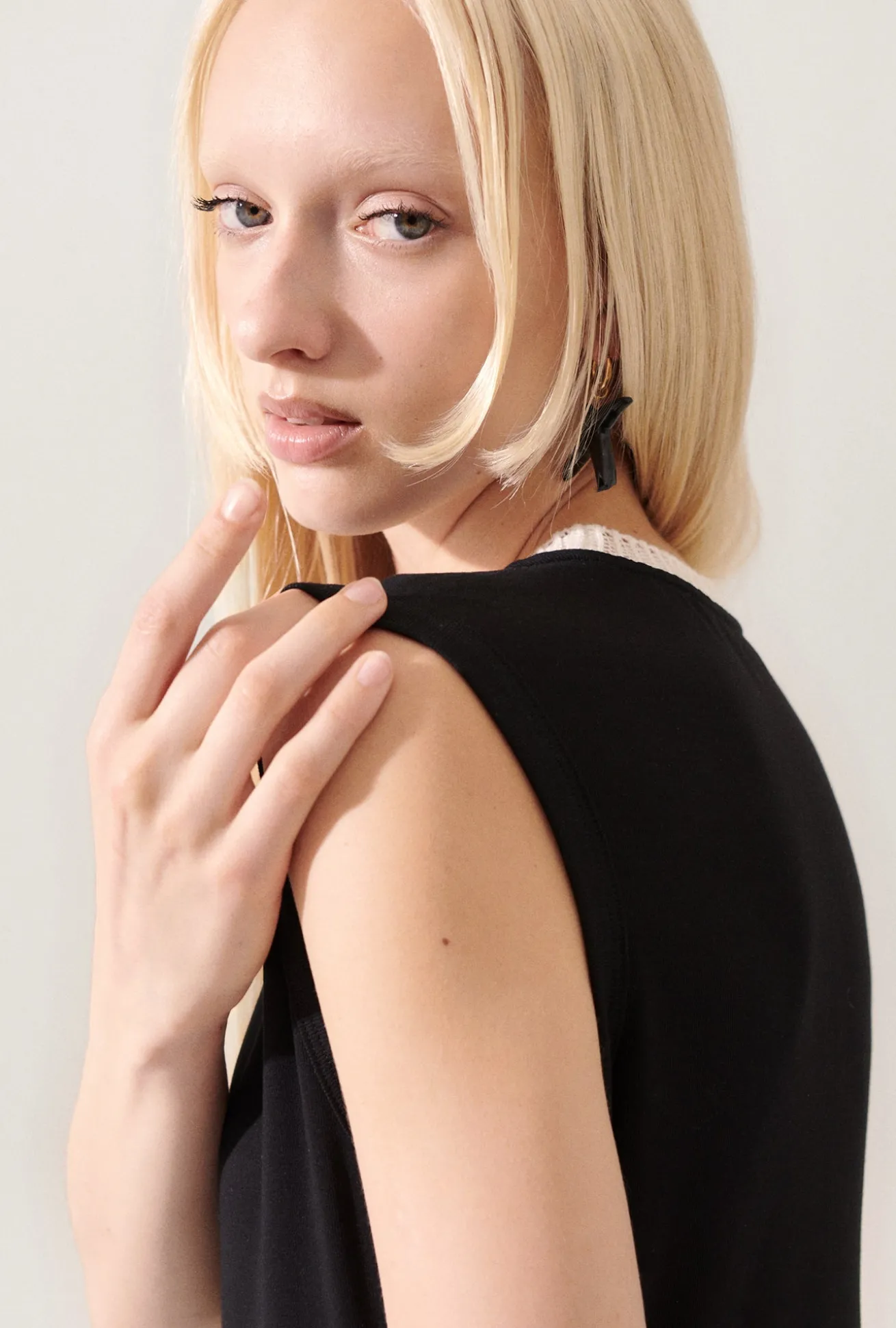 CROCHET TRIM DRESS BLACK