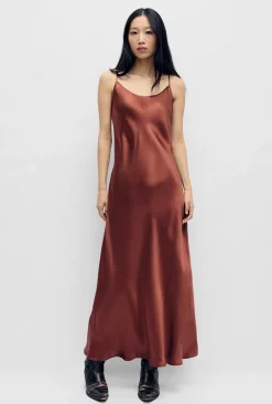 1996 DRESS CANYON