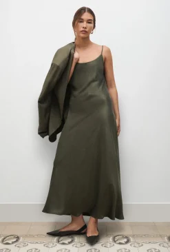 1996 DRESS PINE
