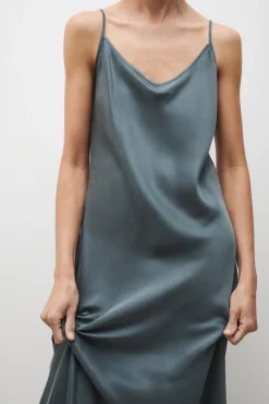 1996 DRESS SLATE