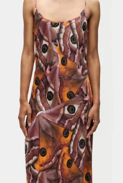 1996 DRESS WINGSPAN
