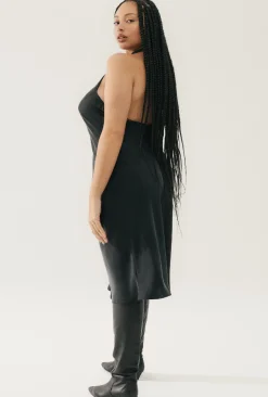HALTER DRESS BLACK