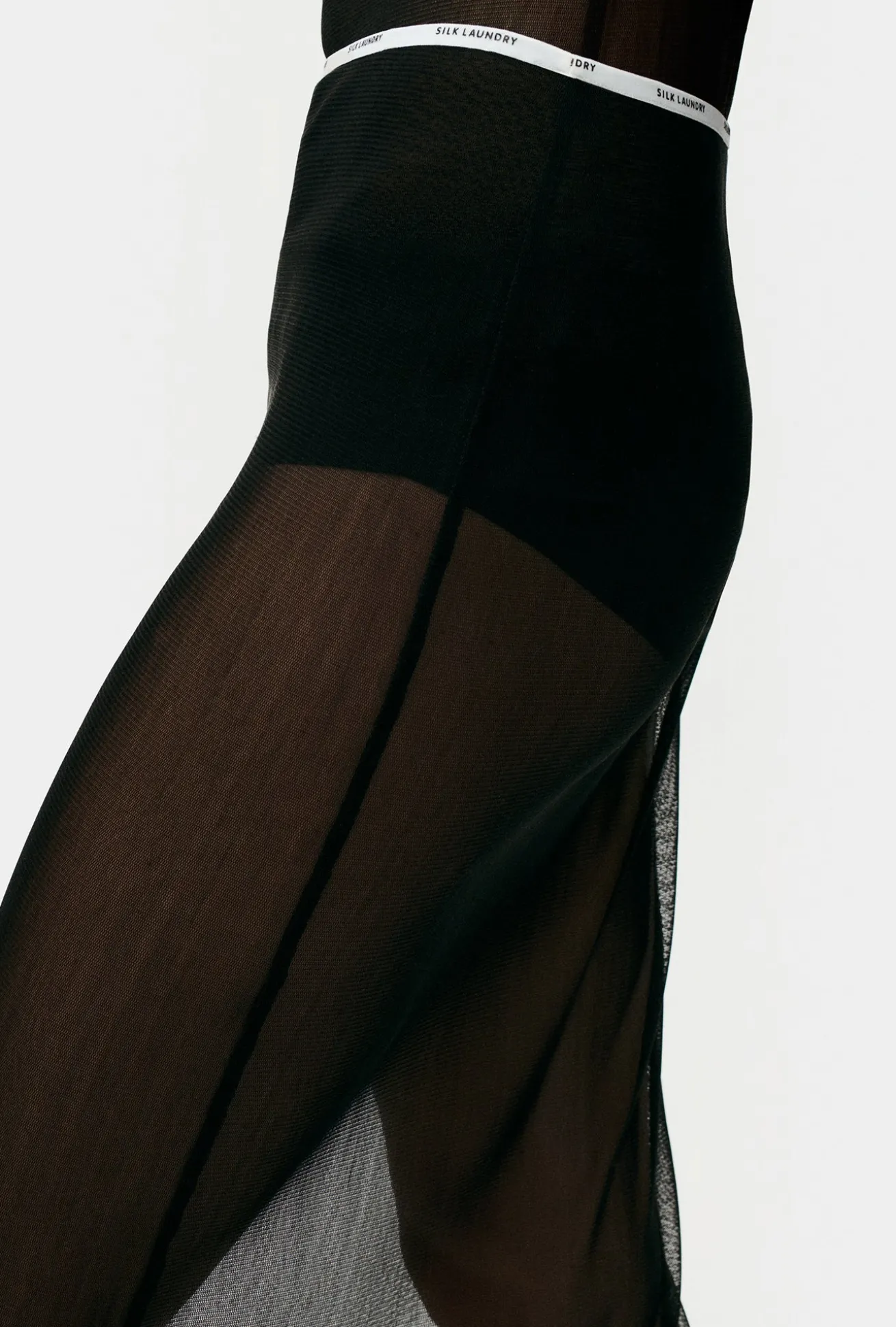 MESH SKIRT BLACK