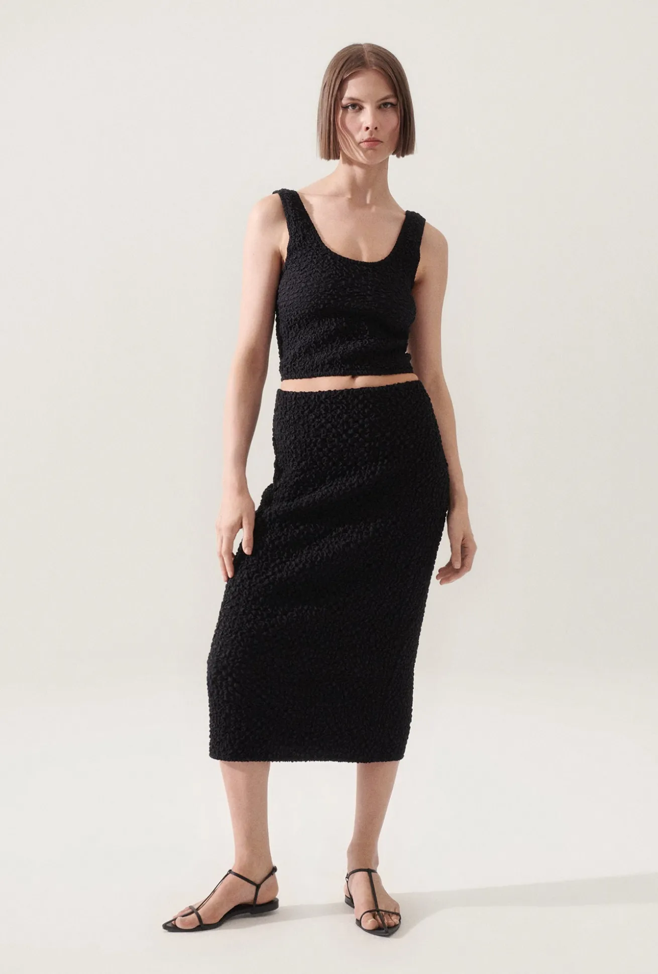 POPCORN CROPPED CAMI BLACK