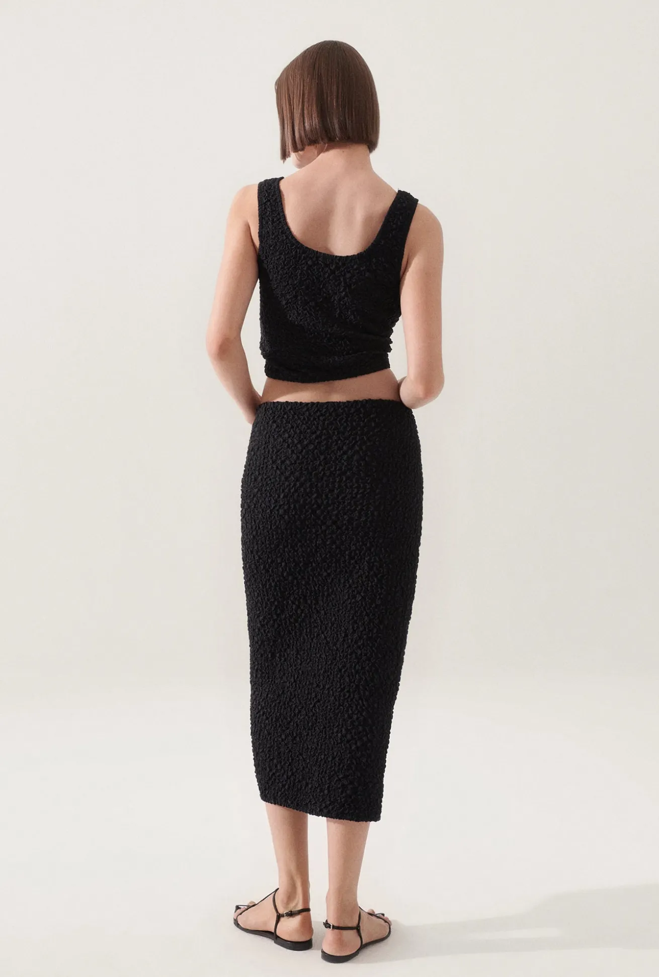 POPCORN CROPPED CAMI BLACK