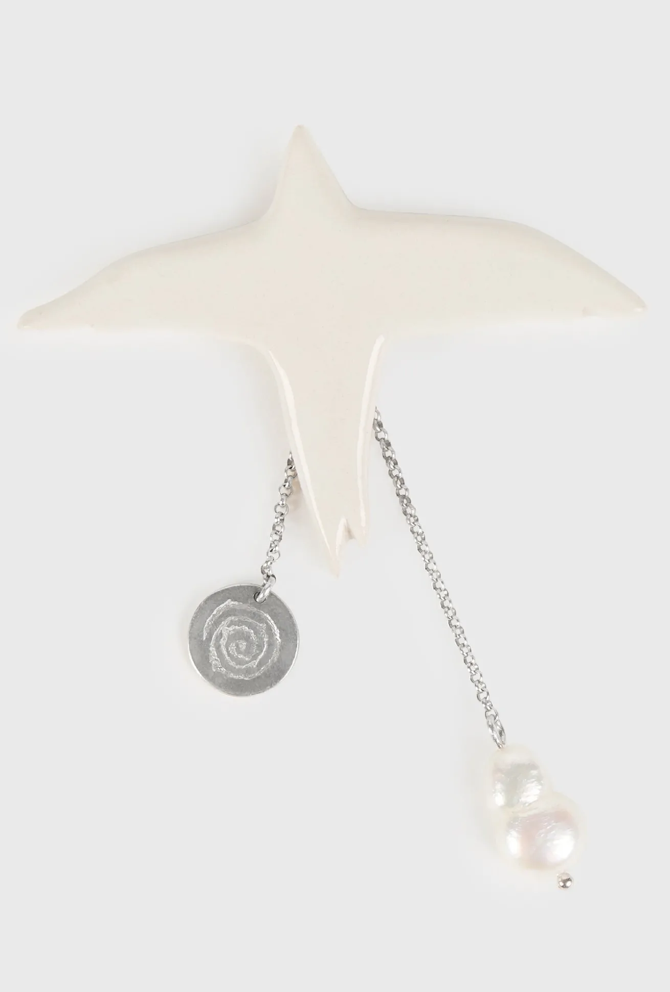 RAVEN BROOCH WHITE
