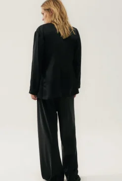 RELAXED BLAZER BLACK