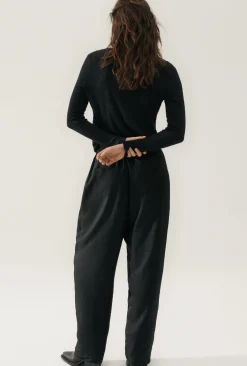 RIBBED LONG SLEEVE TOP BLACK