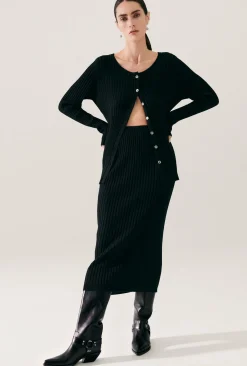 RIBBED STRAIGHT SKIRT BLACK