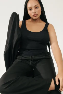 RIBBED TANK BLACK