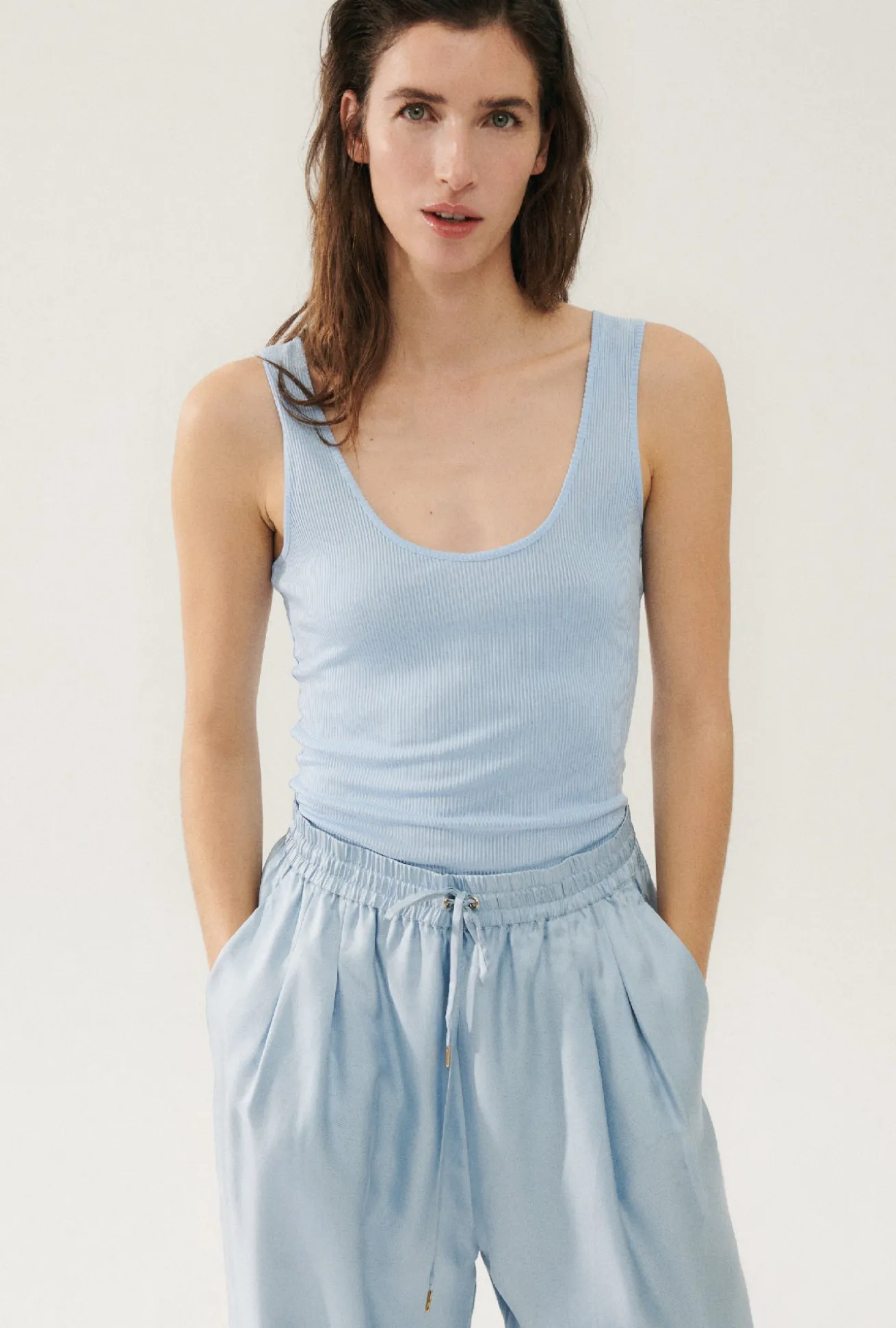 RIBBED TANK SKY