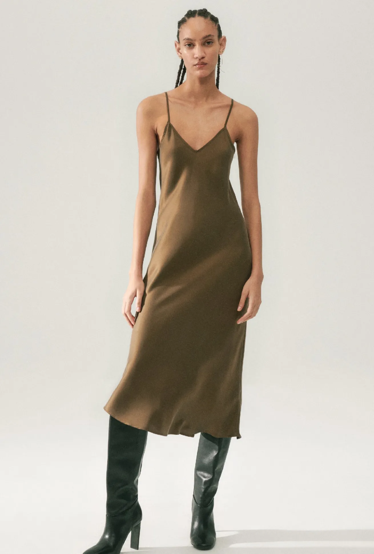 90S SLIP DRESS DARK EARTH