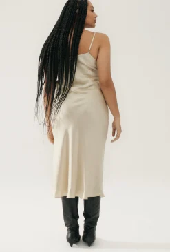 90S SLIP DRESS HAZELNUT