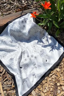 Scarf Lost Flowers Black & White