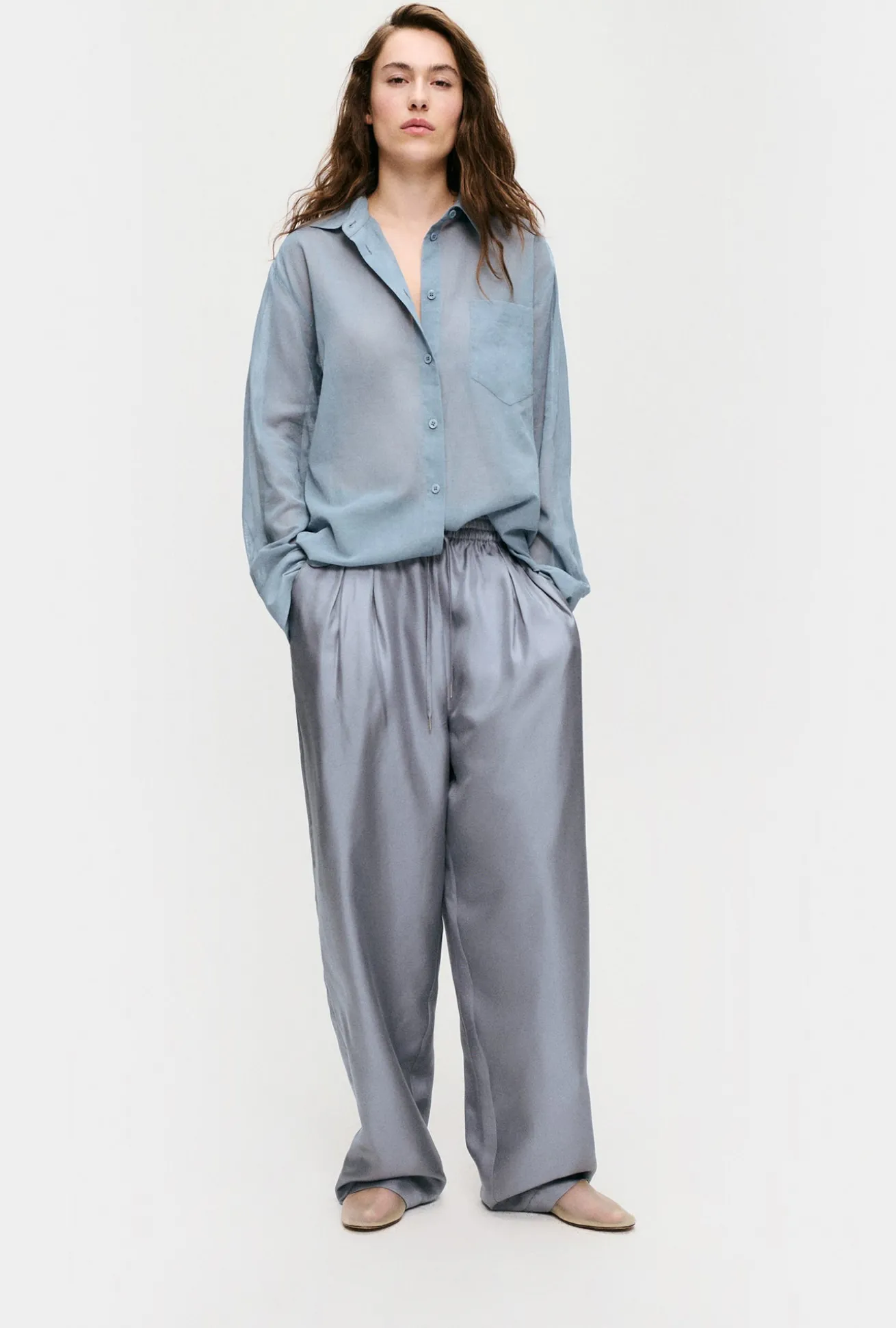 SHEER COTTON PLEATED YOKE SHIRT STORM