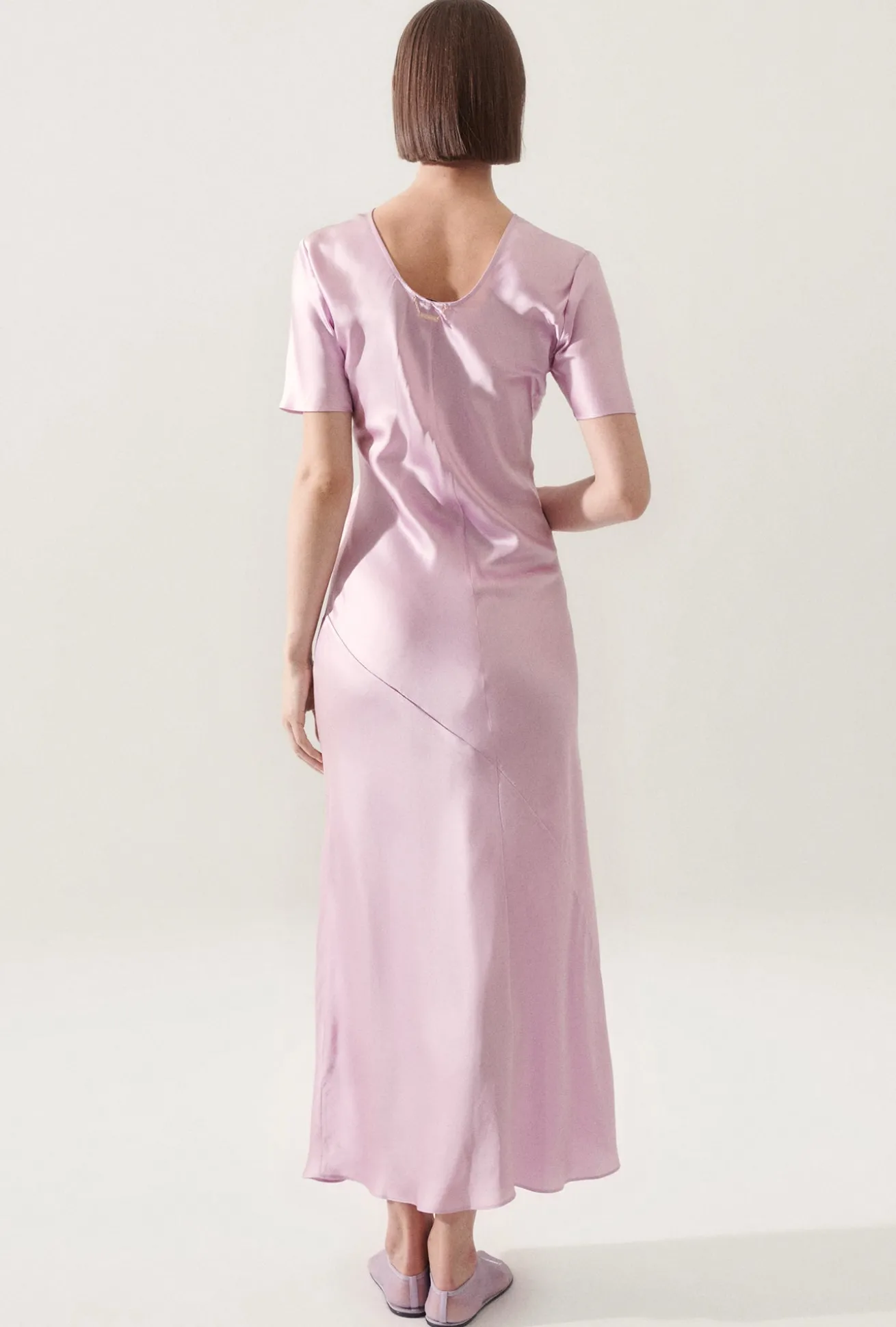 SHORT SLEEVE BIAS DRESS LILAC