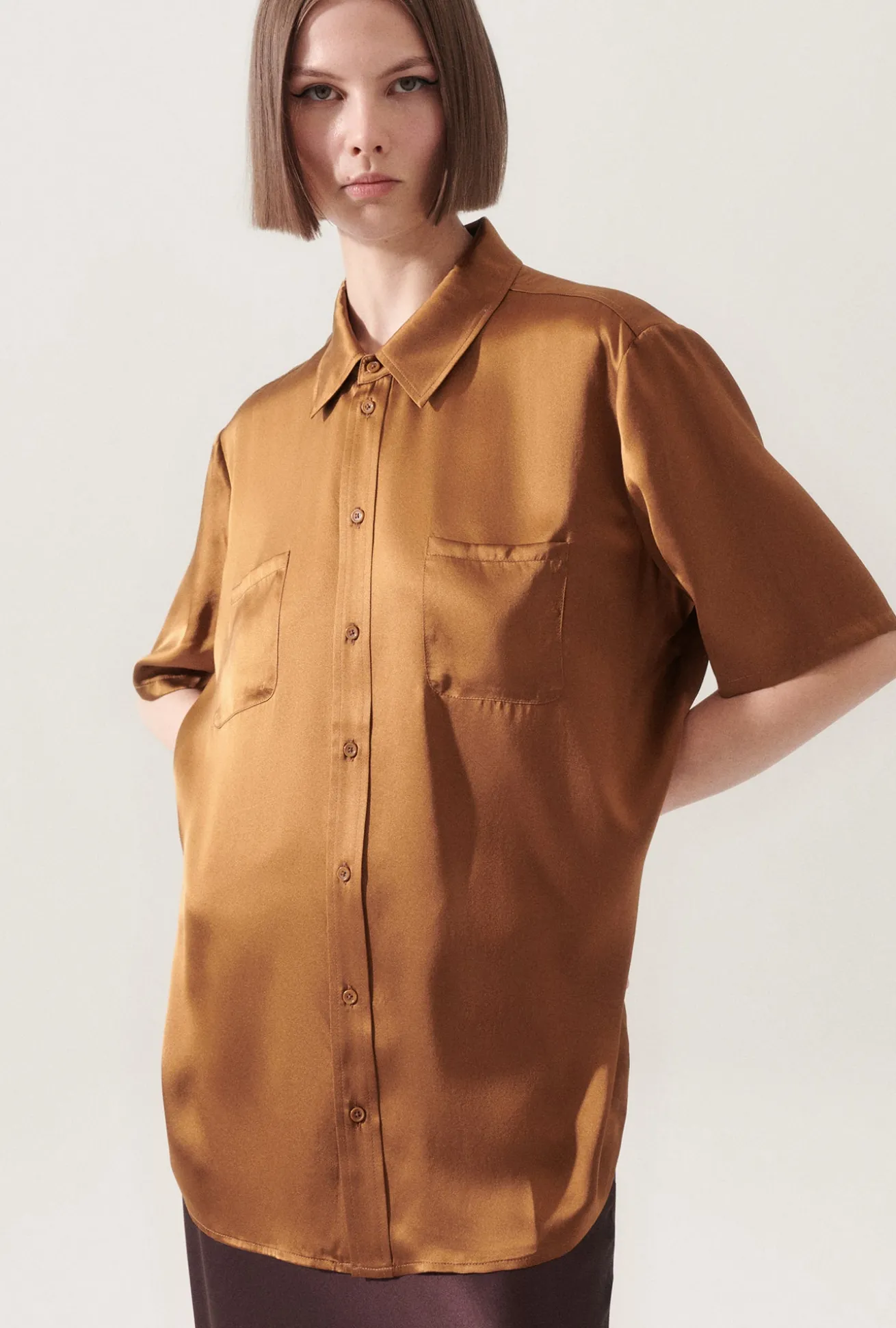 SHORT SLEEVE BOYFRIEND SHIRT VAN DYKE BROWN