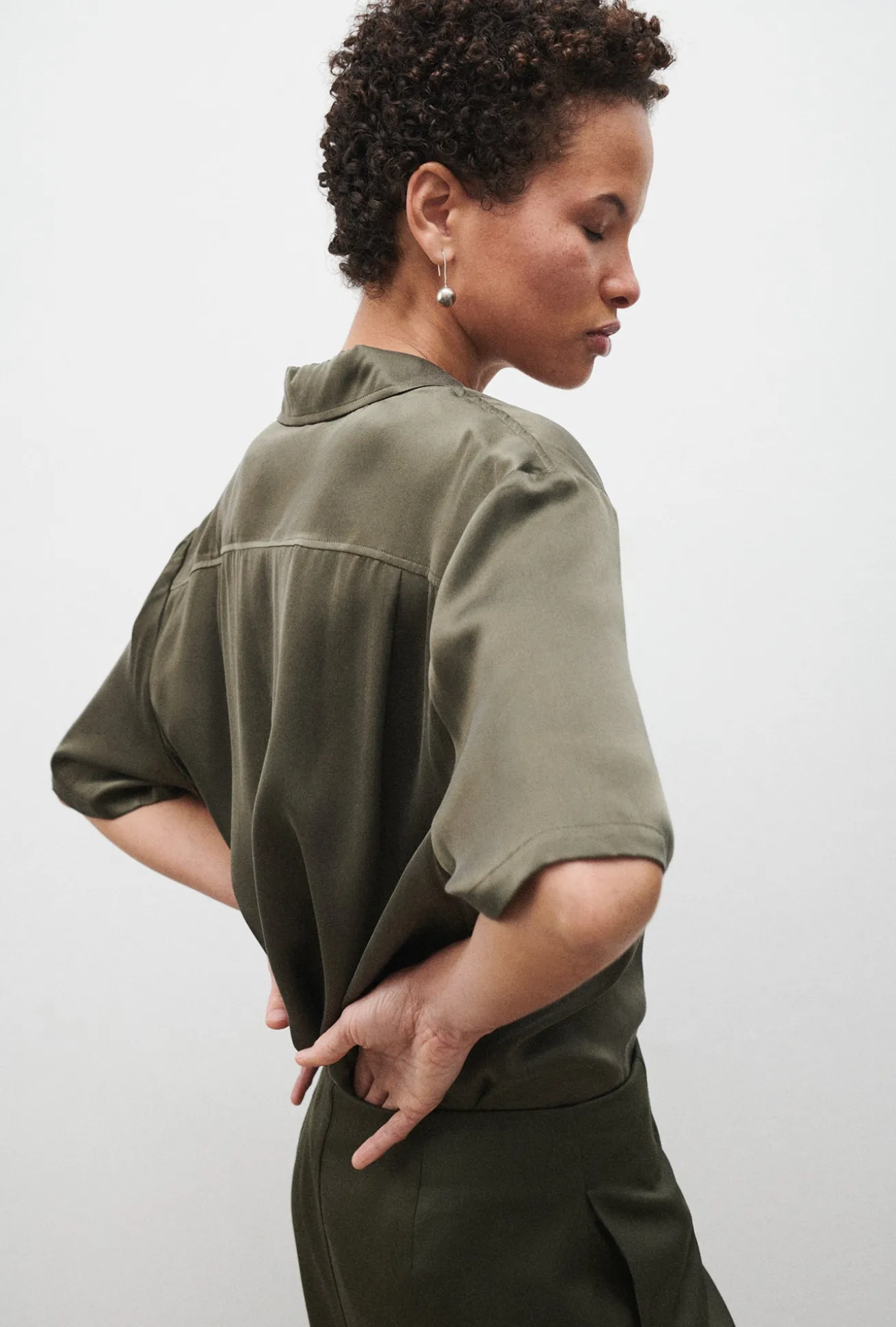 SHORT SLEEVE BOYFRIEND SHIRT 2.0 PINE
