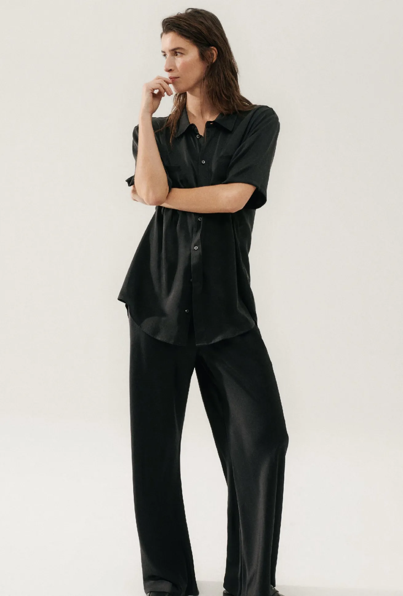 SHORT SLEEVE BOYFRIEND SHIRT BLACK