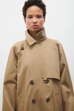 THE ITALIAN TRENCH