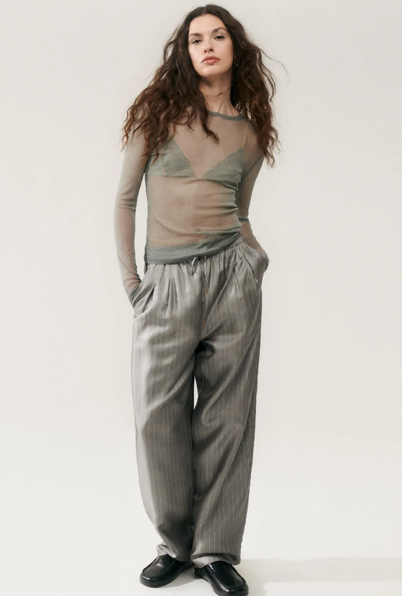 TWILL SLOUCH PANTS MOON PINSTRIPE