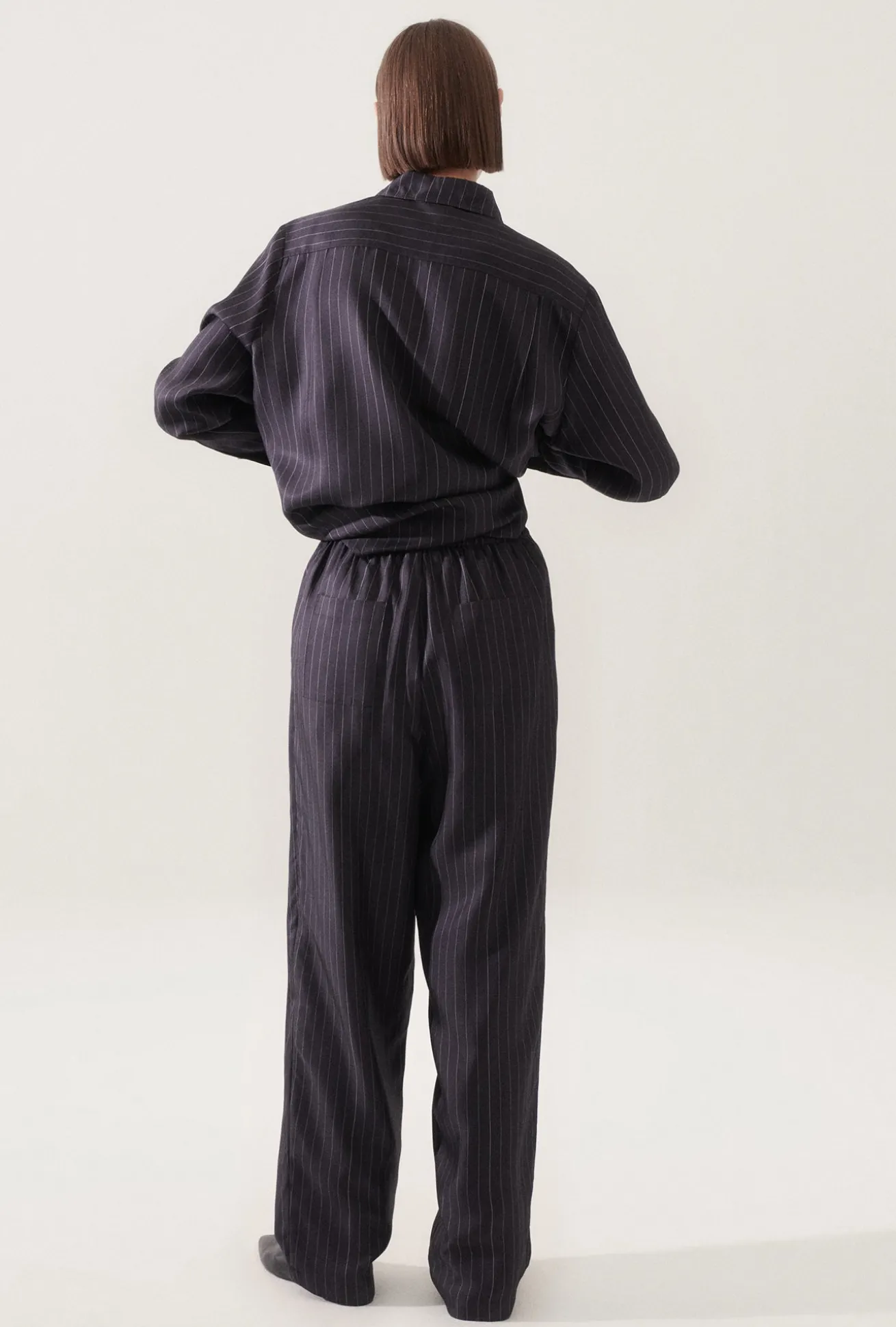 TWILL SLOUCH PANTS PINSTRIPE BLACK / WHITE