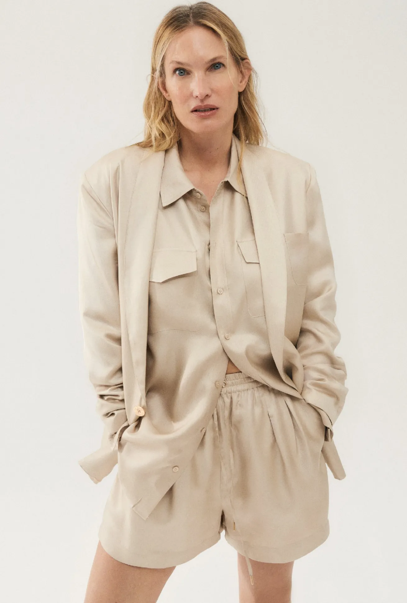 TWILL SLOUCH SHORTS HAZELNUT
