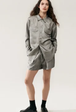 TWILL SLOUCH SHORTS MOON PINSTRIPE