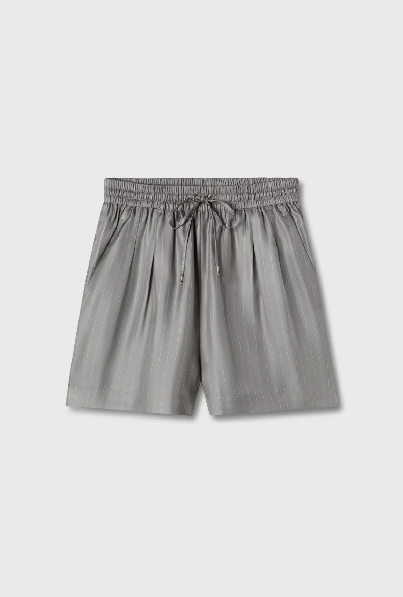 TWILL SLOUCH SHORTS MOON PINSTRIPE
