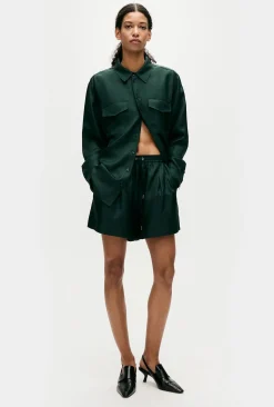 TWILL SLOUCH SHORTS SCARAB