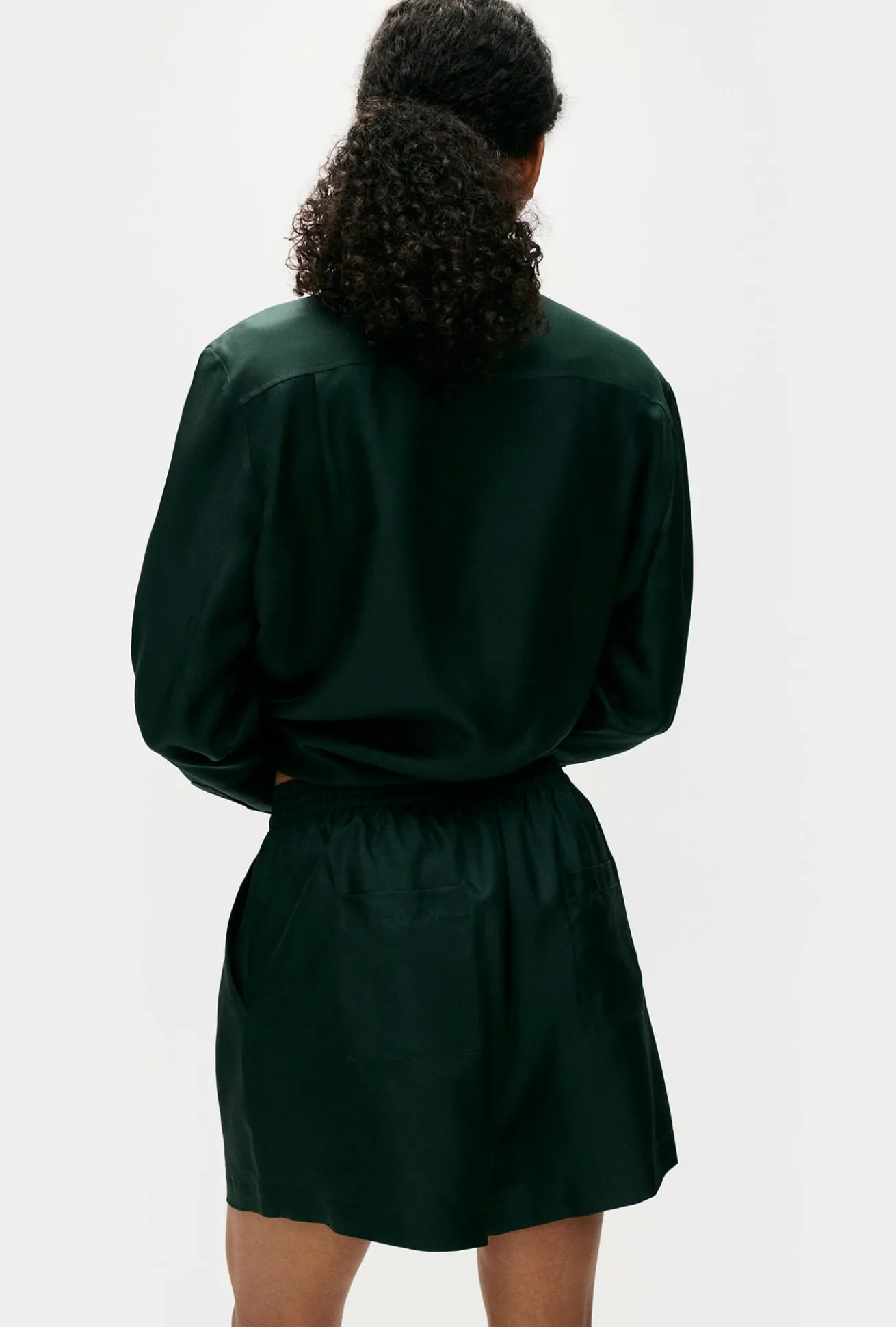 TWILL SLOUCH SHORTS SCARAB