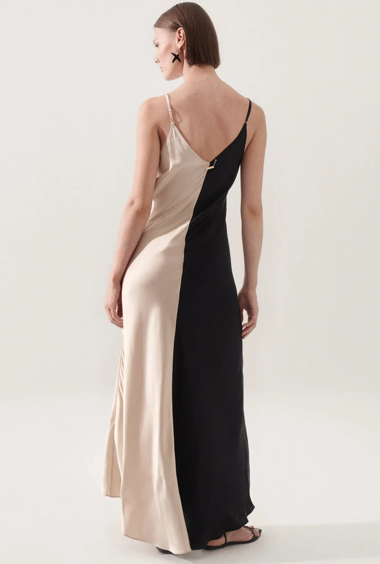 TWO-TONE DRESS HAZELNUT/BLACK