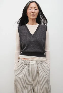 V -NECK SWEATER VEST GRANITE MELANGE